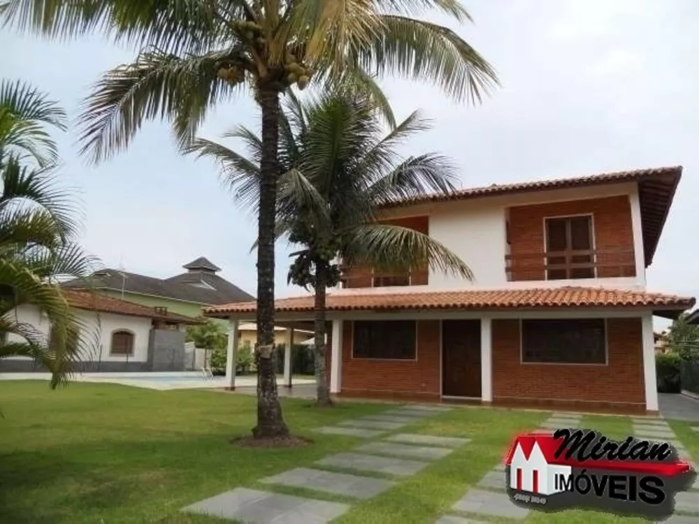 Casa de Condomínio à venda com 4 quartos, 300m² - Foto 2