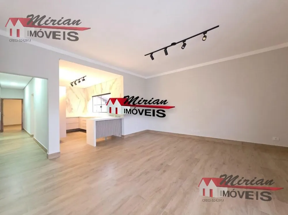 Casa, 3 quartos, 250 m² - Foto 4