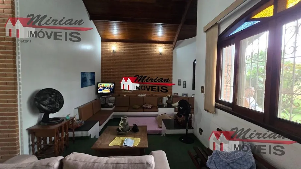 Casa, 3 quartos, 348 m² - Foto 2