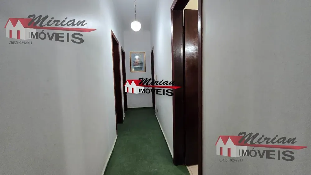 Casa, 3 quartos, 348 m² - Foto 1