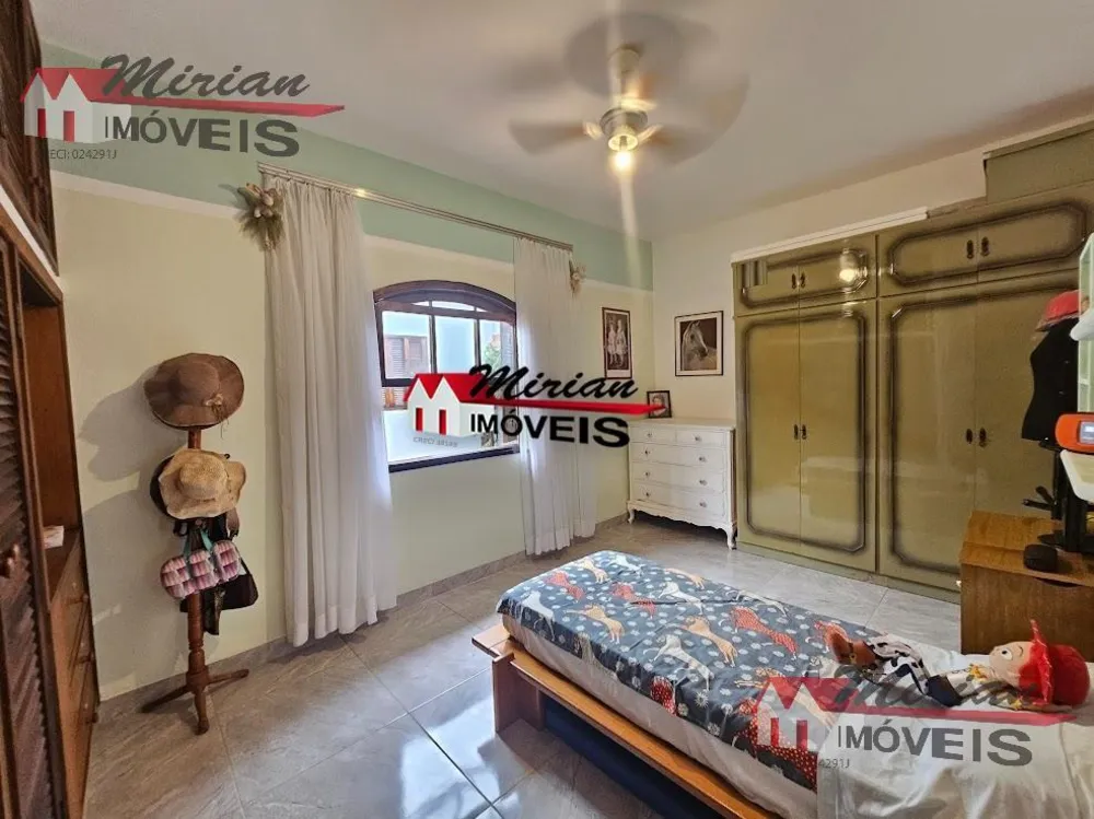 Casa, 3 quartos, 275 m² - Foto 3