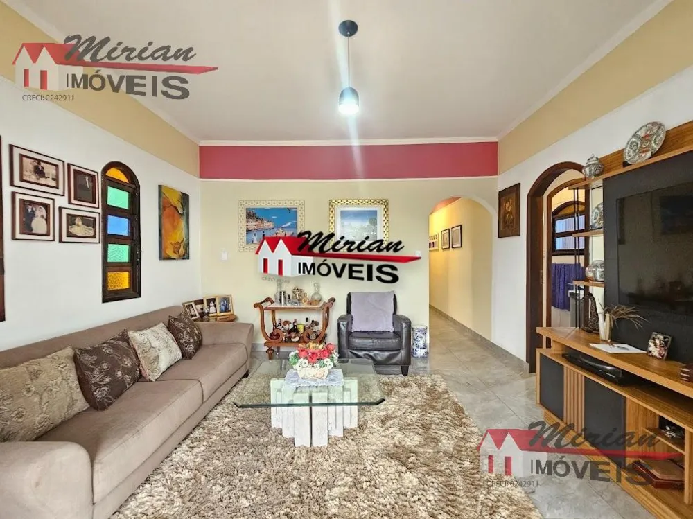 Casa, 3 quartos, 275 m² - Foto 1