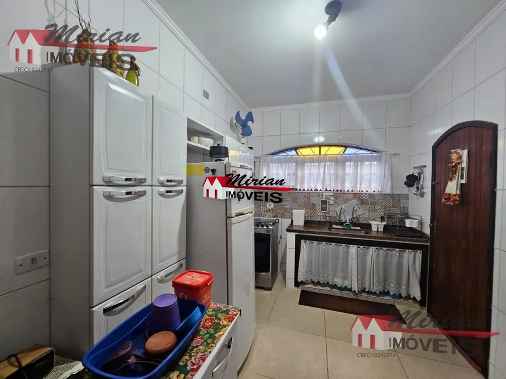 Casa, 3 quartos, 250 m² - Foto 6