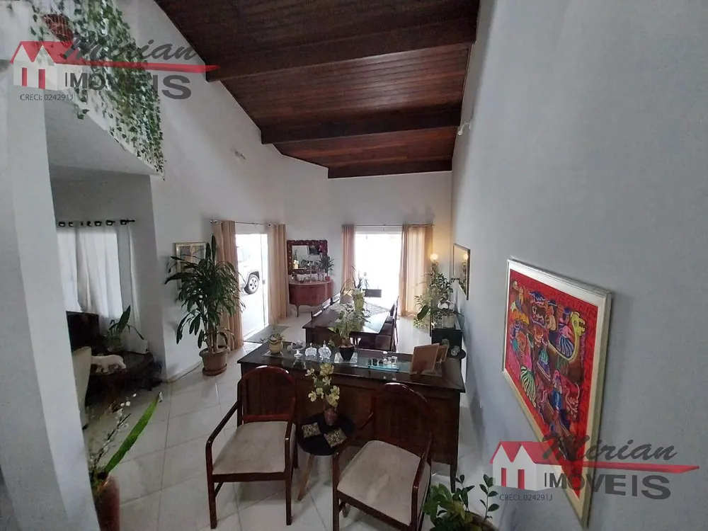 Casa, 5 quartos, 250 m² - Foto 10