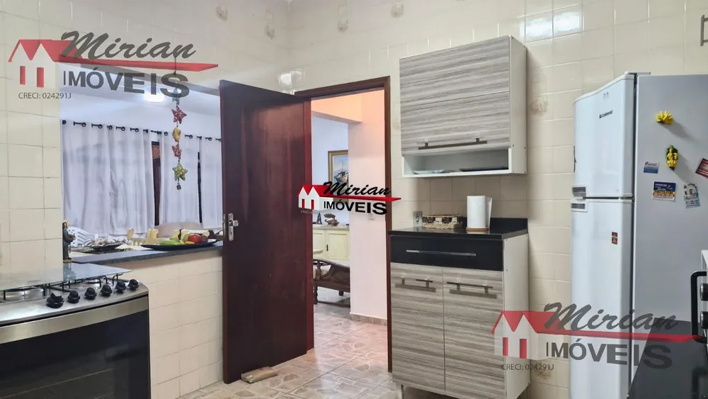 Casa, 3 quartos, 250 m² - Foto 10