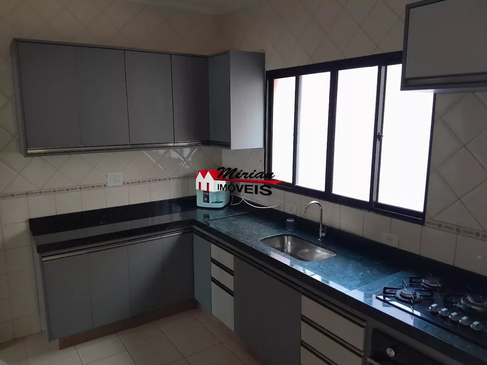 Apartamento à venda com 2 quartos, 87m² - Foto 3