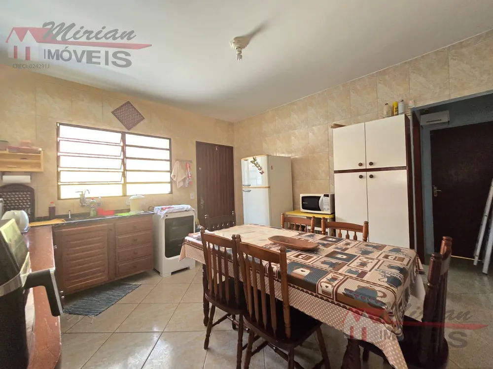 Casa, 5 quartos, 210 m² - Foto 5