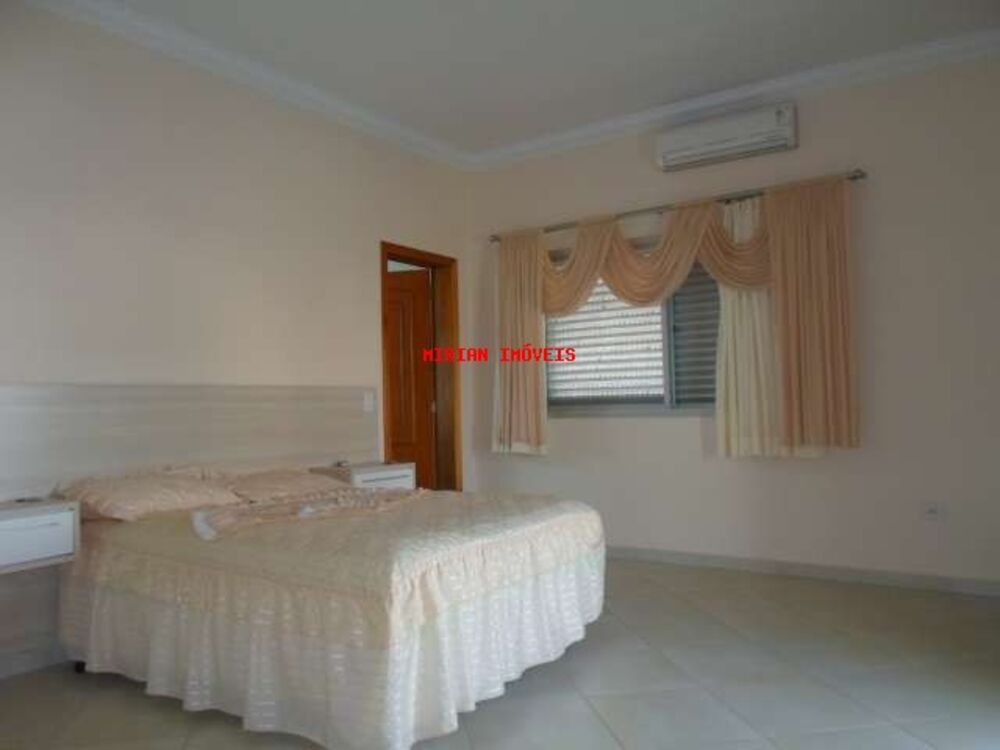 Casa de Condomínio à venda com 5 quartos, 600m² - Foto 9