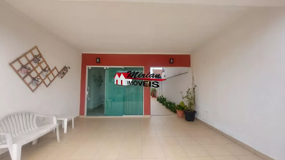 Sobrado à venda e aluguel com 4 quartos, 220m² - Foto 3