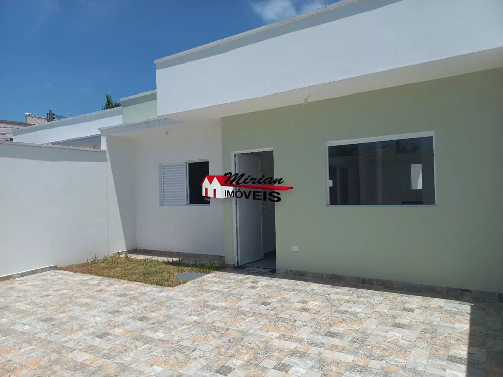 Casa à venda com 3 quartos, 80m² - Foto 1