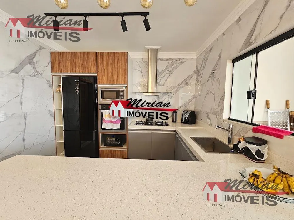 Casa, 3 quartos, 280 m² - Foto 4