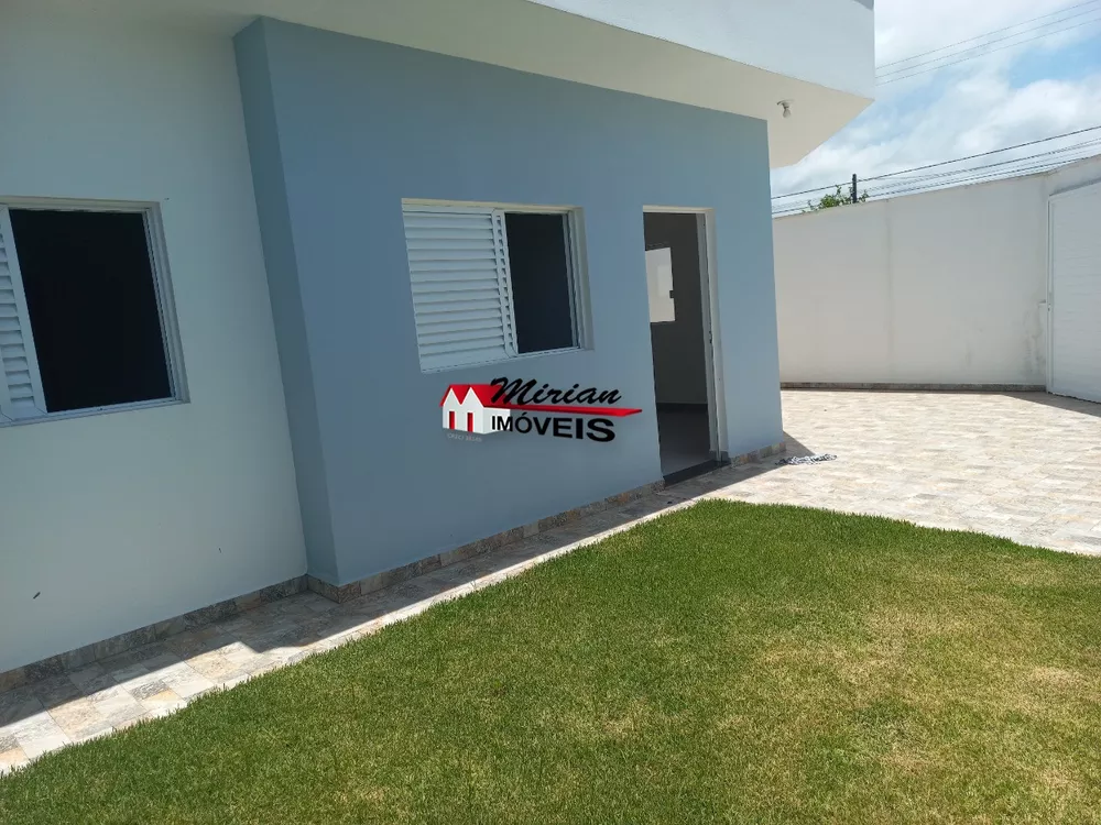 Casa à venda com 3 quartos, 85m² - Foto 2