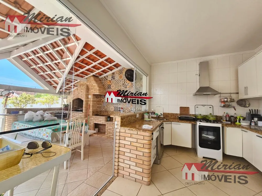 Casa, 6 quartos, 500 m² - Foto 4