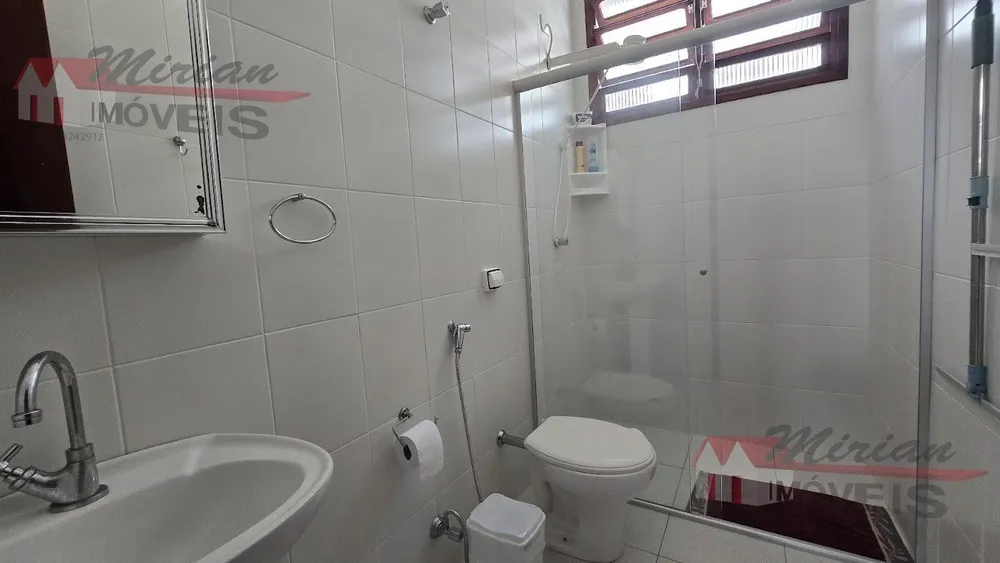 Casa, 3 quartos, 160 m² - Foto 2