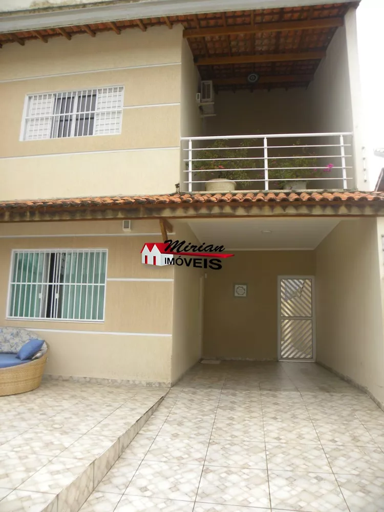 Sobrado à venda com 2 quartos, 140m² - Foto 2