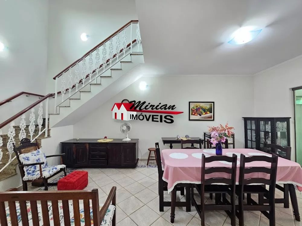 Casa de Condomínio à venda com 4 quartos, 360m² - Foto 6