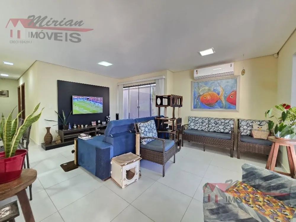Casa, 3 quartos, 250 m² - Foto 3