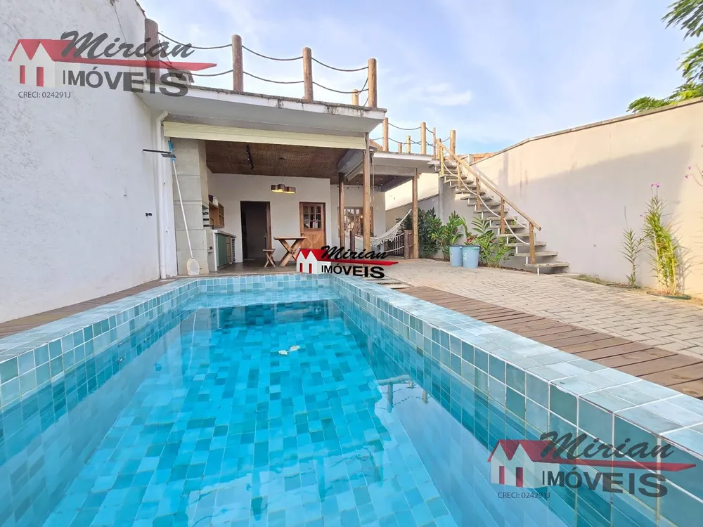 Casa, 3 quartos, 180 m² - Foto 2