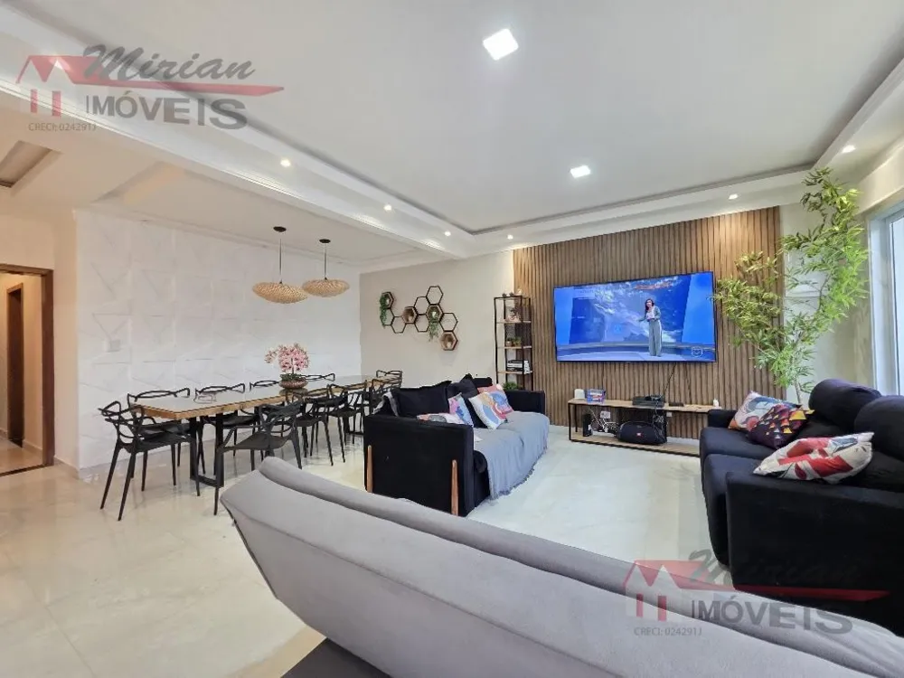 Casa, 4 quartos, 250 m² - Foto 3