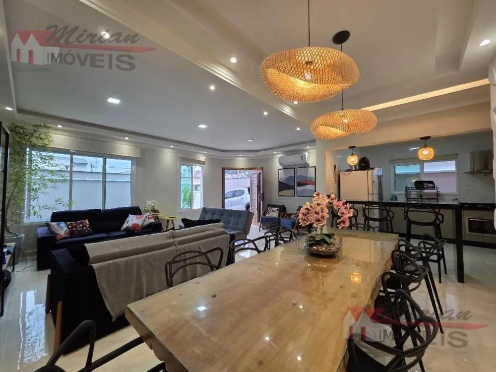 Casa, 4 quartos, 250 m² - Foto 3