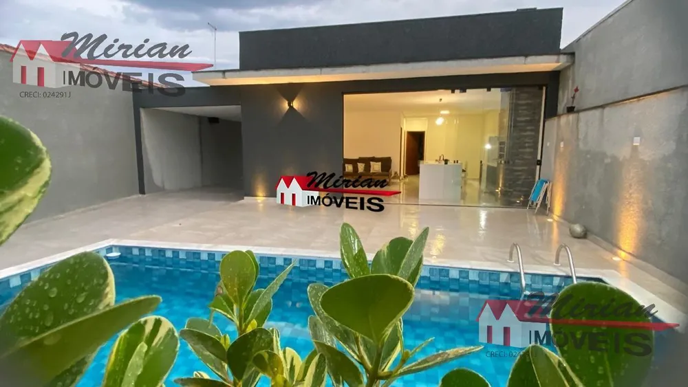 Casa, 3 quartos, 250 m² - Foto 1