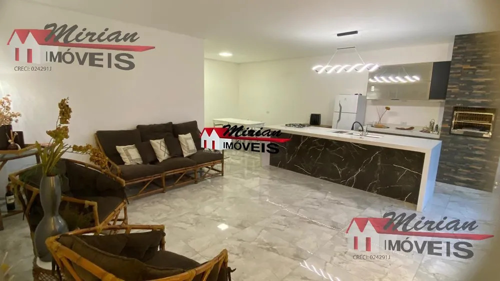 Casa, 3 quartos, 250 m² - Foto 2