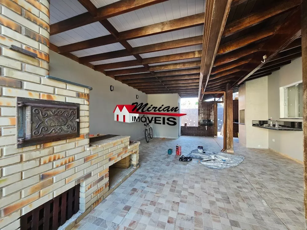 Sobrado à venda com 4 quartos, 249m² - Foto 4