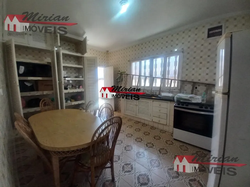 Casa, 3 quartos, 420 m² - Foto 2