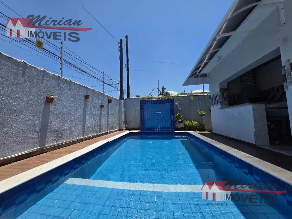 Casa, 5 quartos, 294 m² - Foto 1