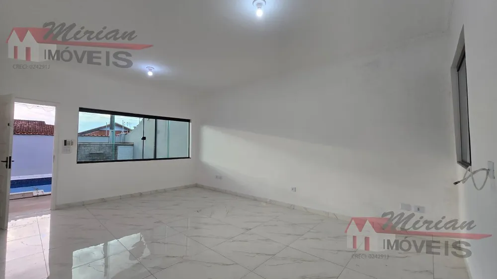 Casa, 4 quartos, 213 m² - Foto 1