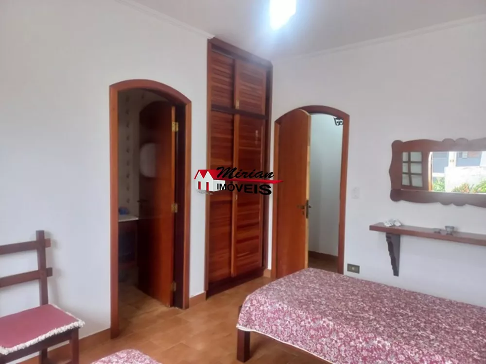 Casa à venda com 3 quartos, 279m² - Foto 18