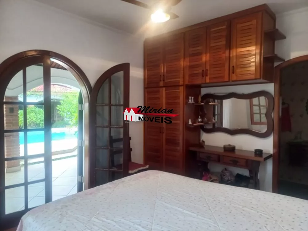 Casa à venda com 3 quartos, 279m² - Foto 24