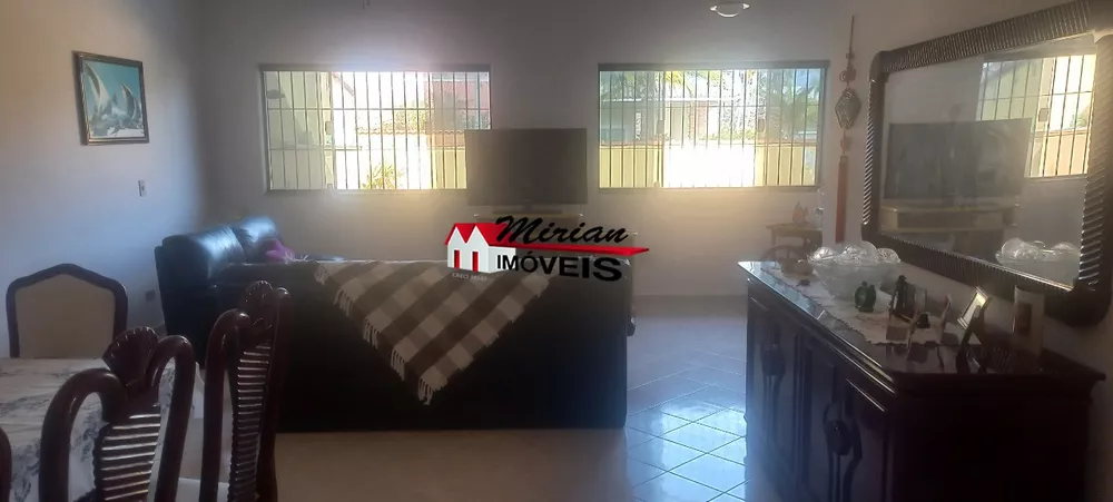 Casa à venda com 3 quartos, 160m² - Foto 4