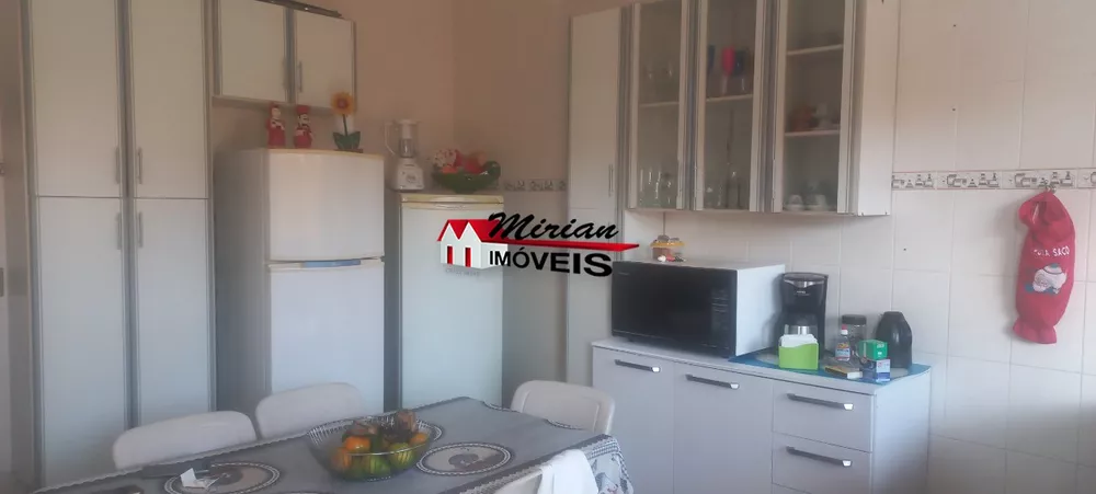 Casa à venda com 3 quartos, 160m² - Foto 12