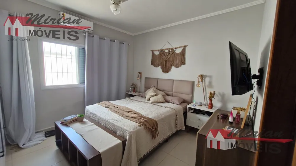 Casa, 3 quartos, 275 m² - Foto 2