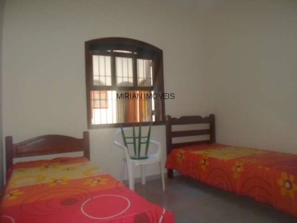 Casa à venda com 4 quartos, 208m² - Foto 5