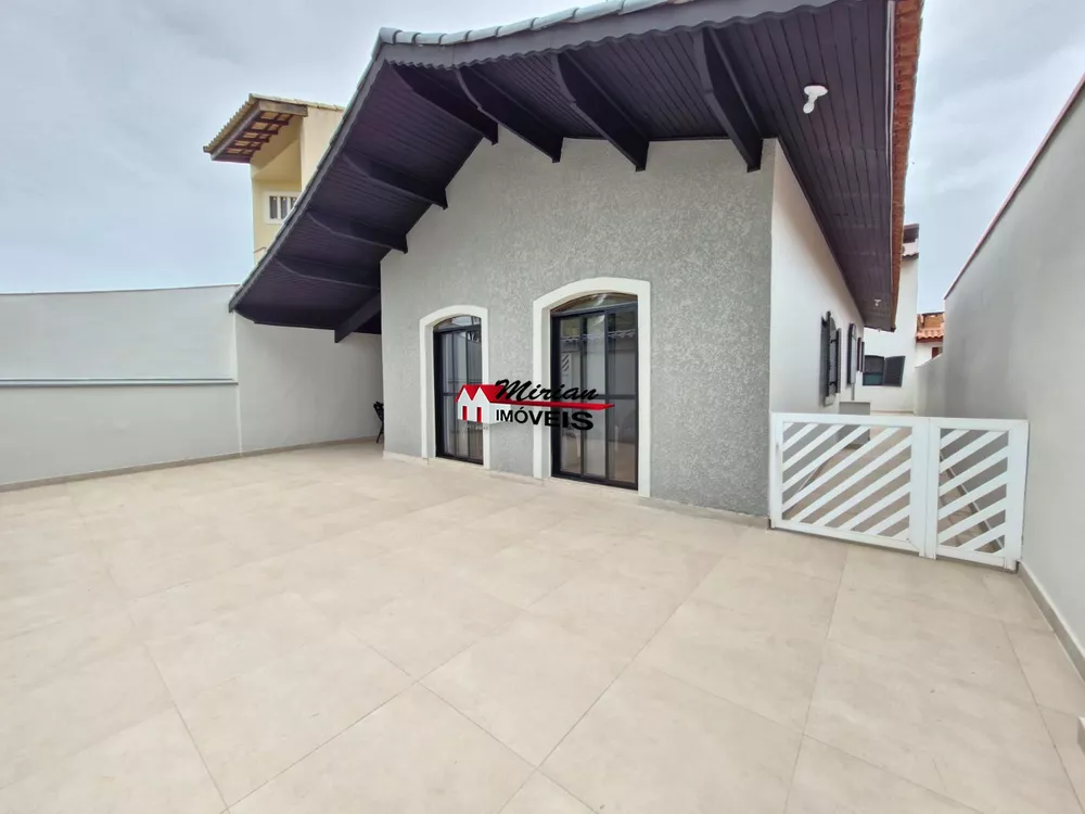 Casa à venda com 5 quartos, 270m² - Foto 1