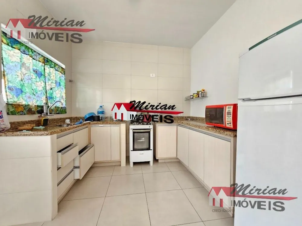 Sobrado, 3 quartos, 300 m² - Foto 1