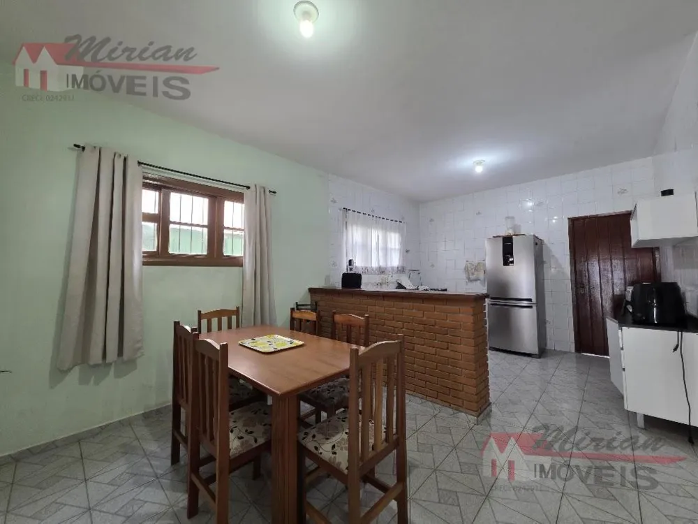 Casa, 3 quartos, 260 m² - Foto 3
