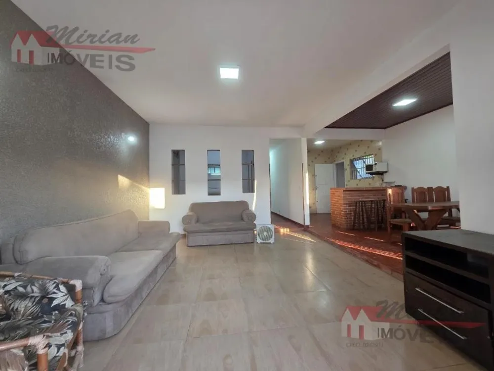 Casa, 3 quartos, 134 m² - Foto 2