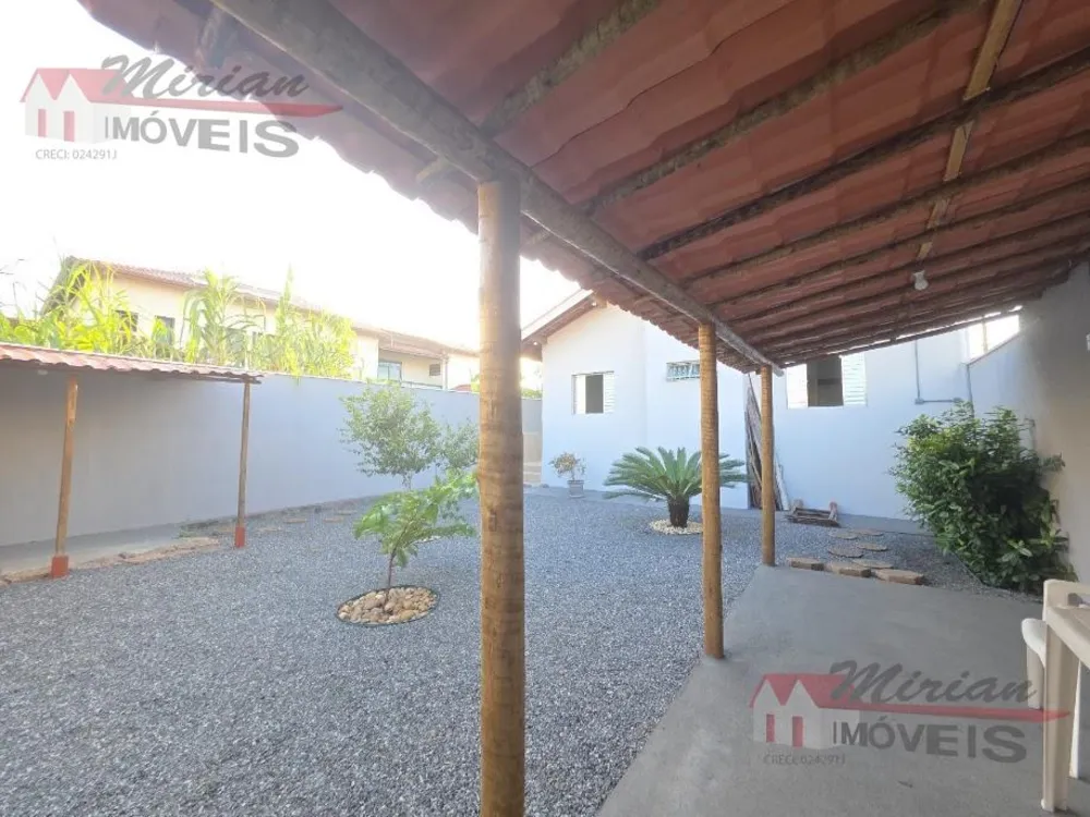 Casa, 3 quartos, 134 m² - Foto 1