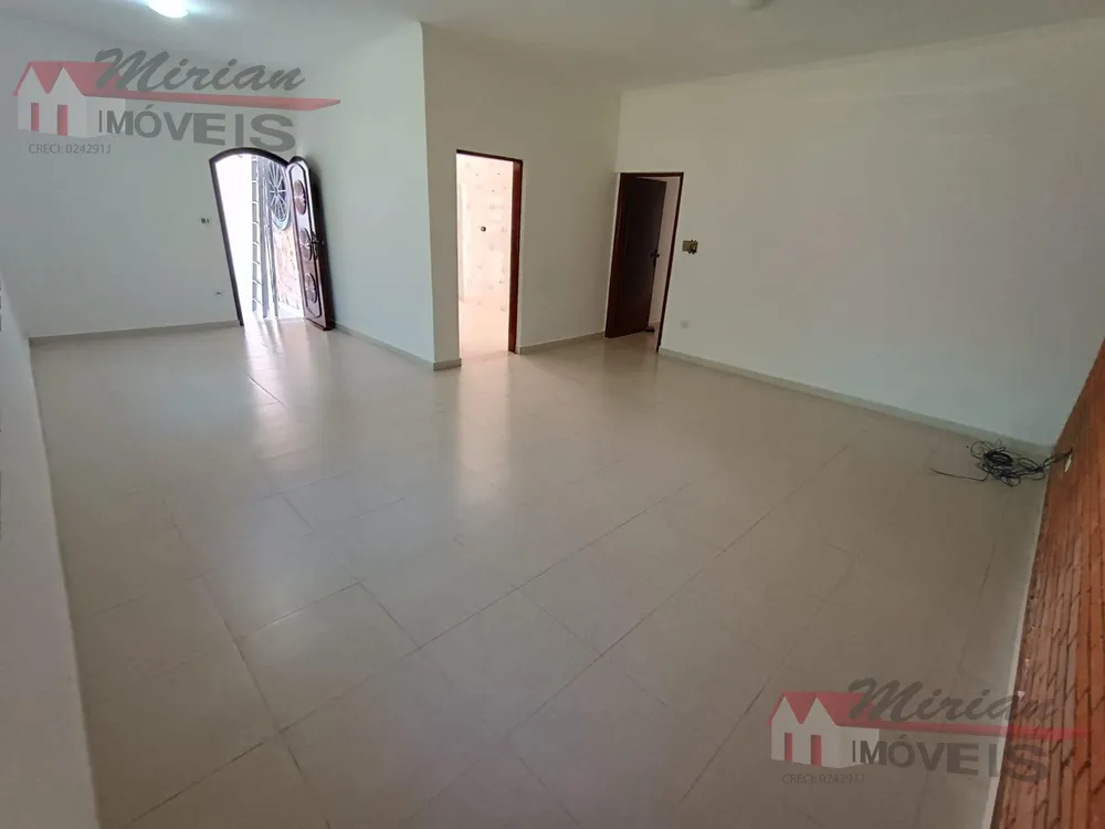 Casa, 3 quartos, 185 m² - Foto 3
