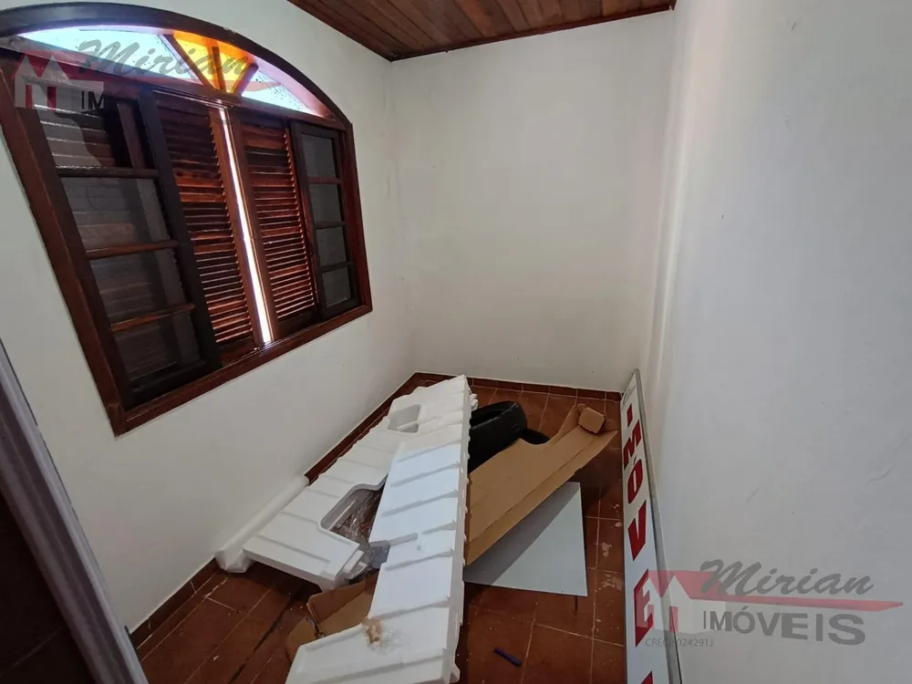 Casa, 3 quartos, 185 m² - Foto 1