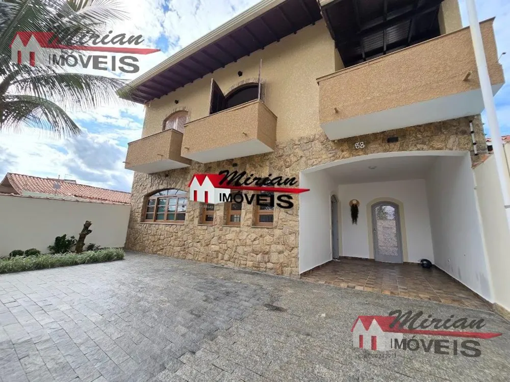 Sobrado, 4 quartos, 250 m² - Foto 1