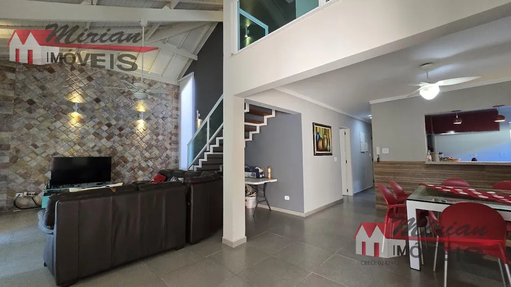 Casa, 6 quartos, 288 m² - Foto 1