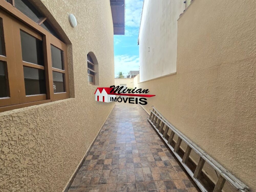 Sobrado à venda com 4 quartos, 254m² - Foto 7