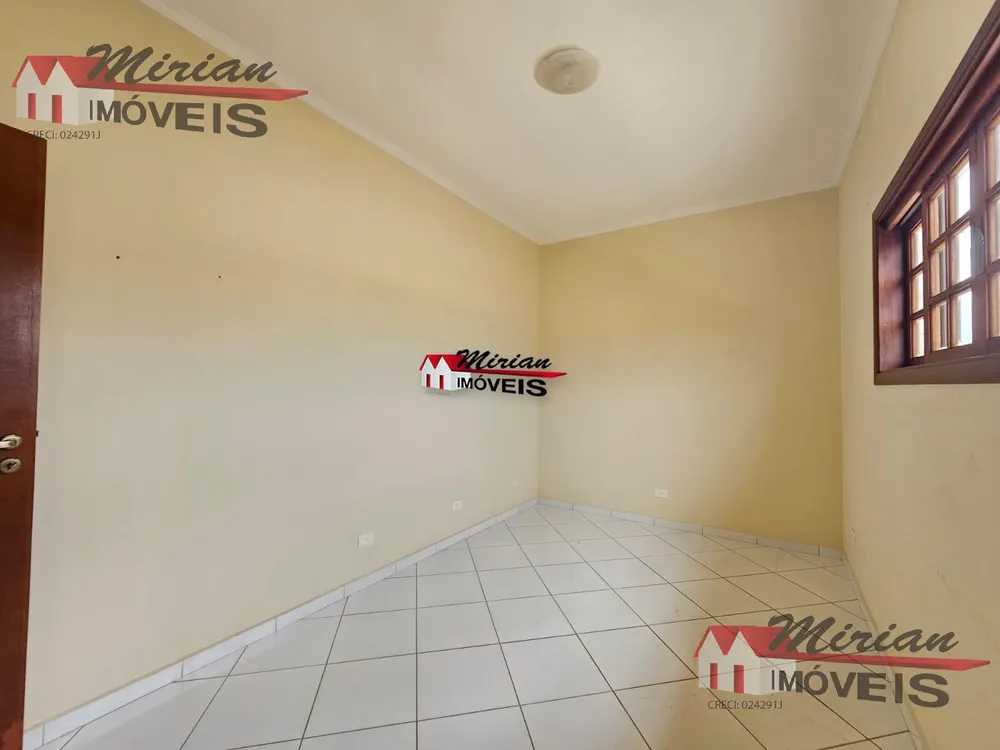 Sobrado, 3 quartos, 357 m² - Foto 2
