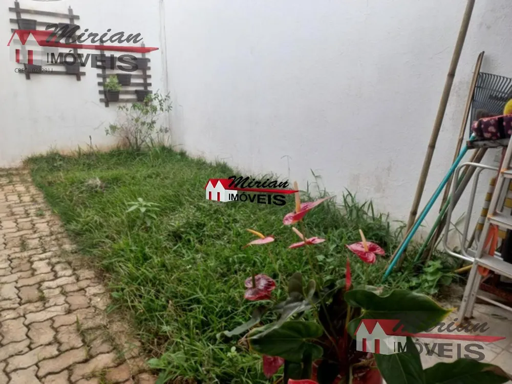 Casa, 3 quartos, 250 m² - Foto 9