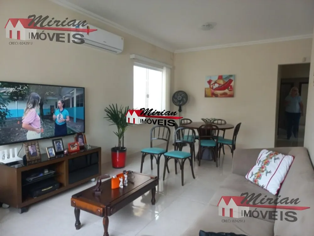 Casa, 3 quartos, 250 m² - Foto 12