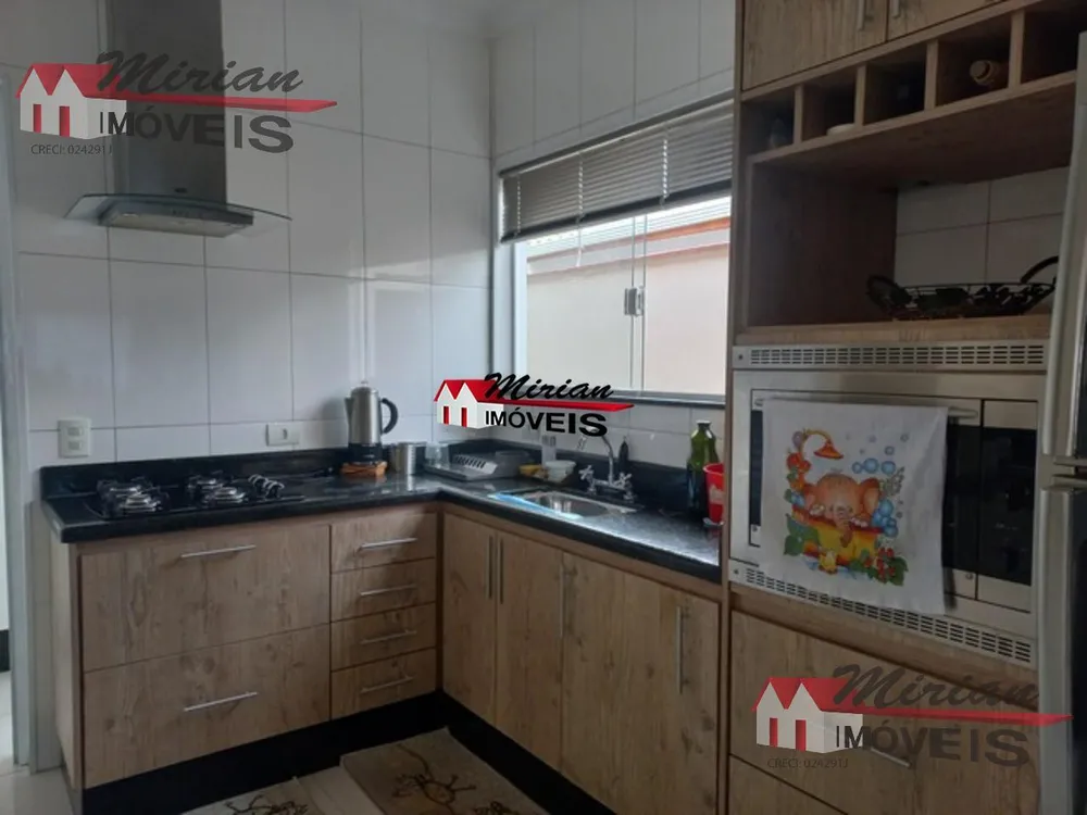 Casa, 3 quartos, 250 m² - Foto 12